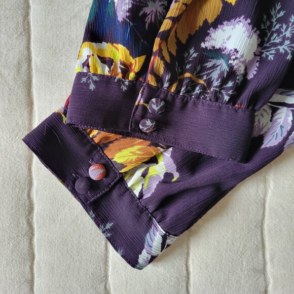 NWOT Georgette wrap top in Blooming Oasis - Picture 3 of 4